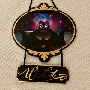 Ursula “Wicked”- Disney Villains Collection Ornament